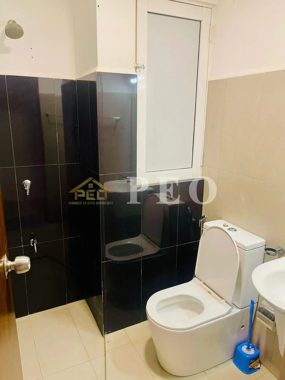 (DA1135) Furnished Apartment for sale in Luxe Highway Kottawa	 - Image 9