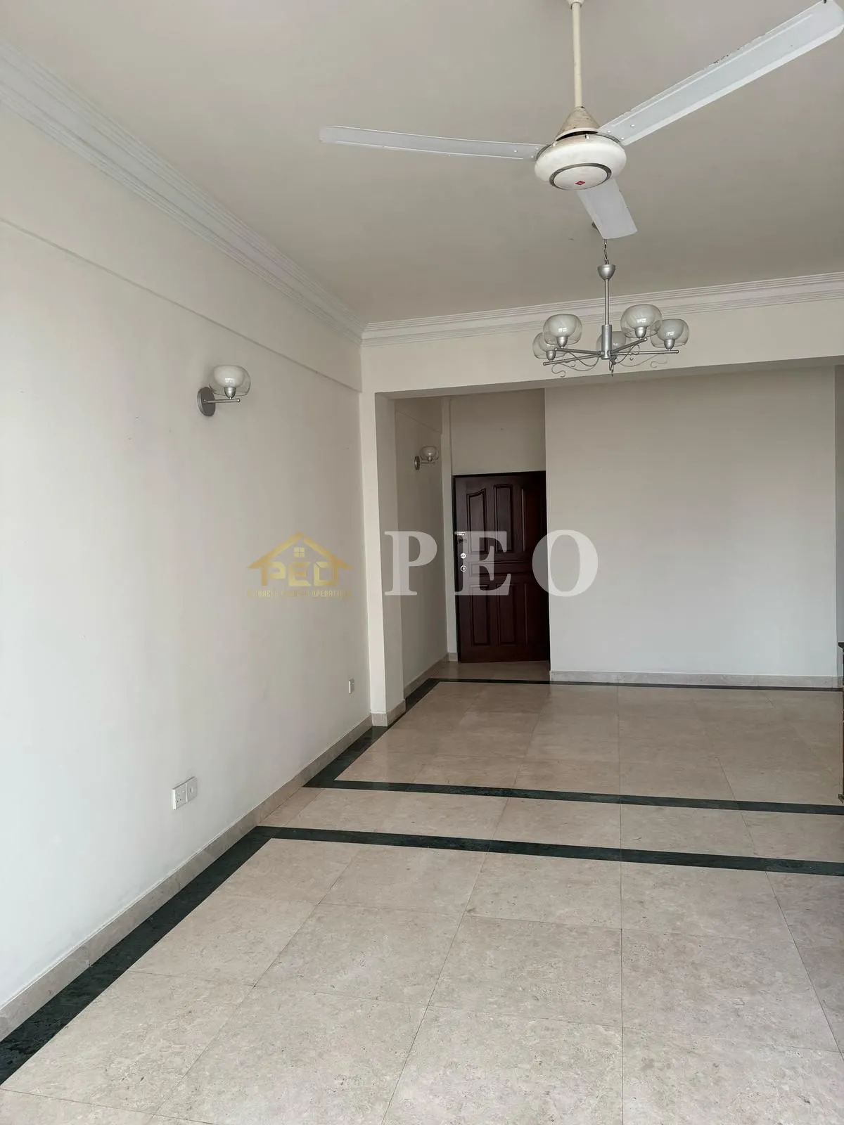 (DA1164) 3BR Apartment for Sale in Kollupitiya - Image 3