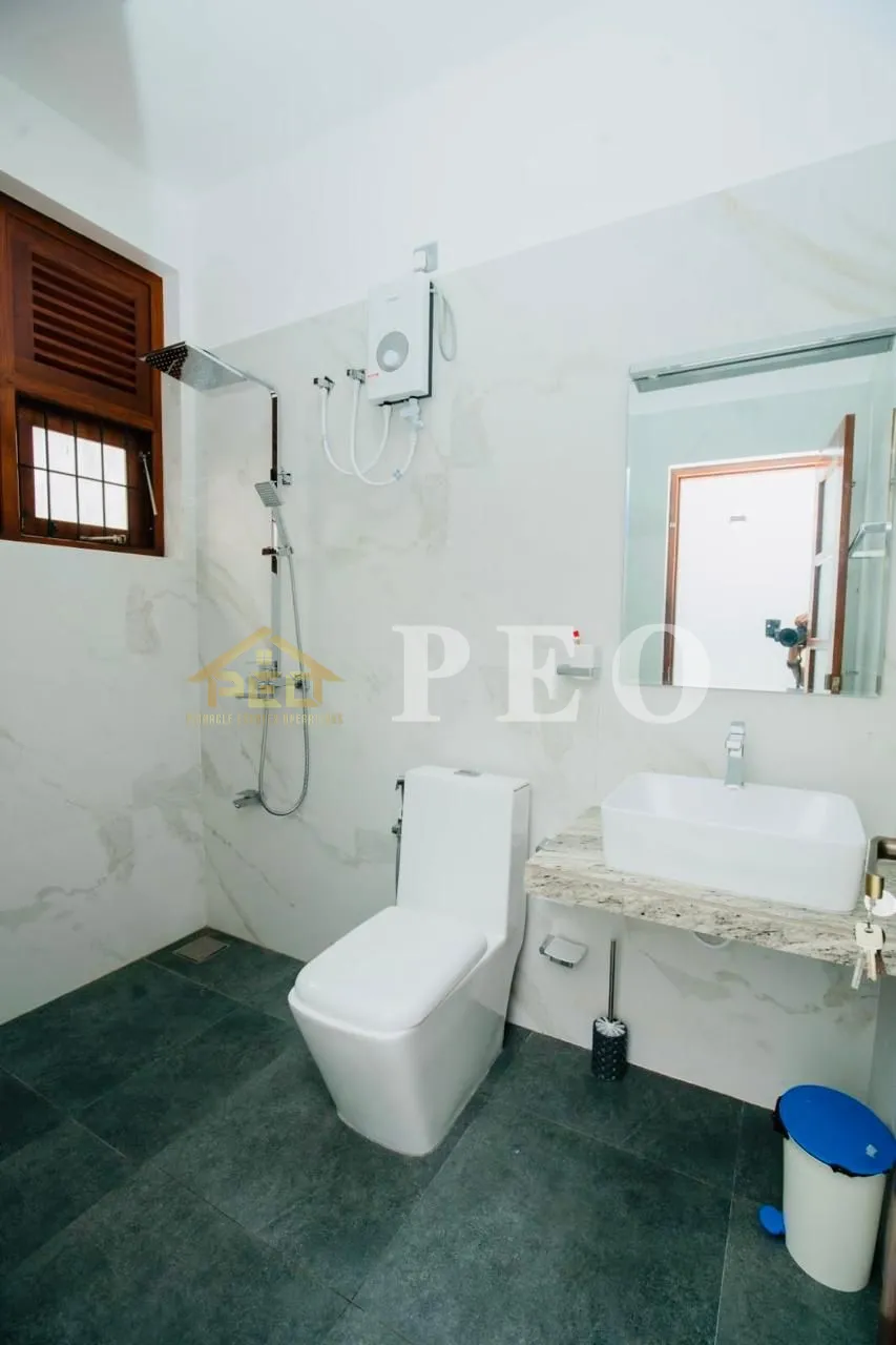 (RR532) Luxury Newly Built House for Rent in Wadduwa Near Panadura - Image 12