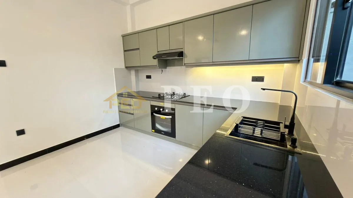 (DH1158) Modern Two Storey House with Rooftop for Sale in Homagama - Image 17