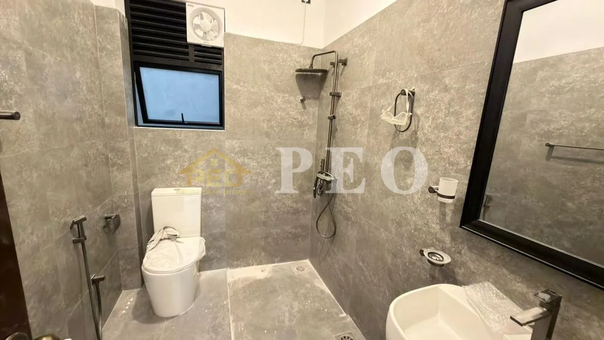 (DH1158) Modern Two Storey House with Rooftop for Sale in Homagama - Image 19