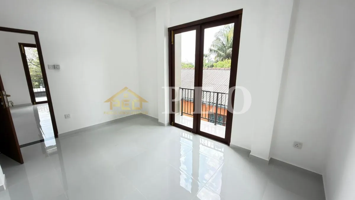  (DH1079) Brand New Two Storey House for Sale in Kottawa Makumbura - Image 5