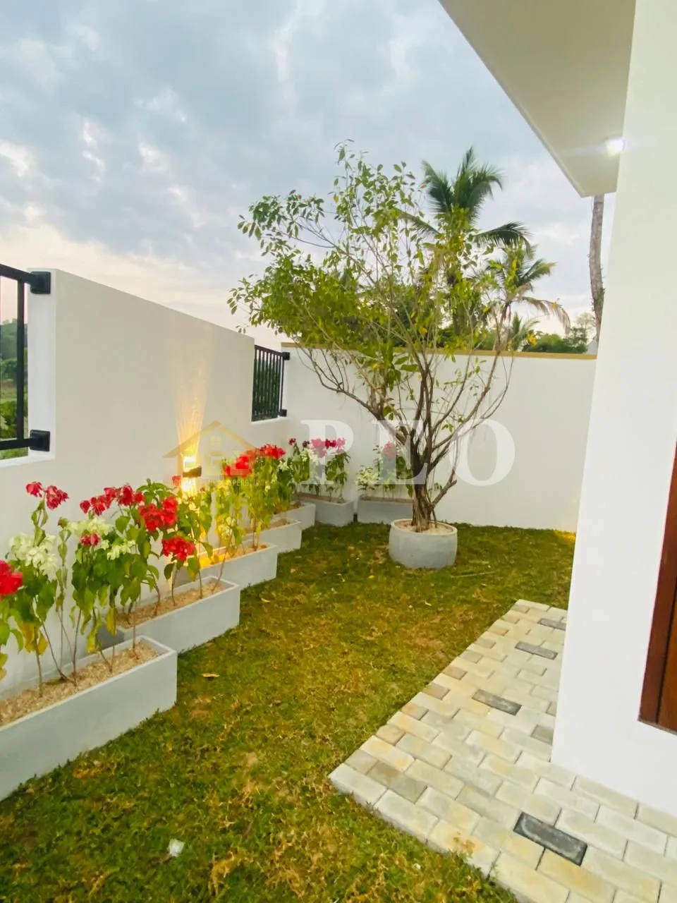 (DH1161) Brand New Two Storey House for Sale in Meegoda - Image 8