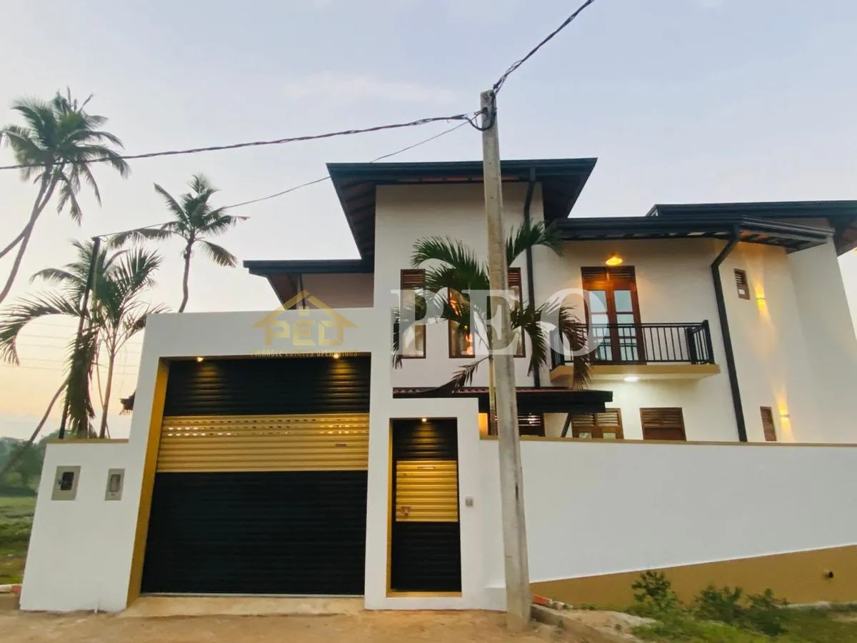 (DH1161) Brand New Two Storey House for Sale in Meegoda - Image 2