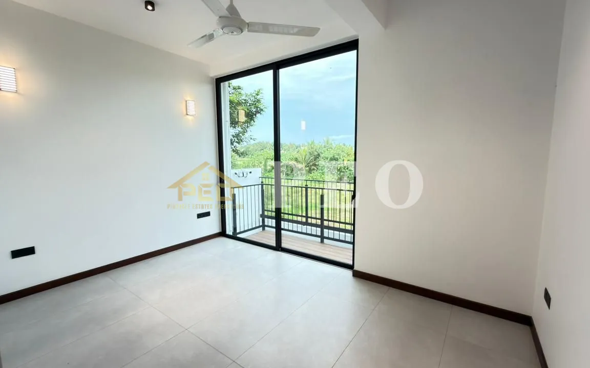 Brand New Three Storey luxury House viwing Paddy Field Locaketd In Prime Aurura (DH1166) - Image 8