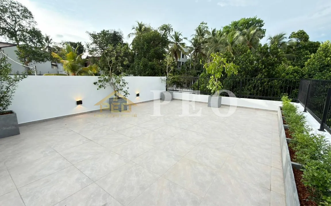 Brand New Three Storey luxury House viwing Paddy Field Locaketd In Prime Aurura (DH1166) - Image 19