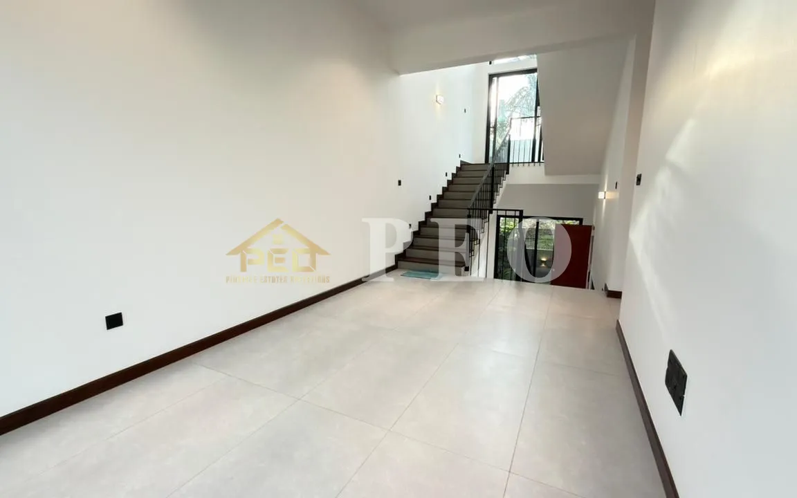 Brand New Three Storey luxury House viwing Paddy Field Locaketd In Prime Aurura (DH1166) - Image 10